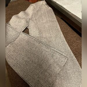 Who What Wear Black and White Ribbed Bell Sleeve Sweater-NWOT